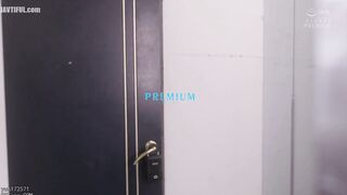 PRED-835 I'm a sex toy for frustrated young wives... I'm toyed with by the sex monster's plump big ass and made to cum every day until my balls are em... Reducing Mosaic JAV