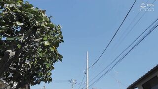 VEC-761 My friend's mother pretends to be asleep and shows me her pussy, then I slide it aside and have creampie sex with her. Reducing Mosaic JAV