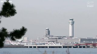 IPZZ-777 Mai Fujisaki, a flight attendant in pantyhose with beautiful legs, indulges in sweaty French kissing sex with a perverted leg fetish captain ... Reducing Mosaic JAV