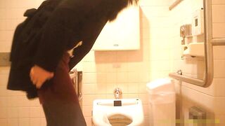 Peeping-Eyes Toilet voyeur jp 1 (2)