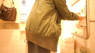 Peeping-Eyes Toilet voyeur jp 3 (4)