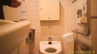 Peeping-Eyes Toilet voyeur jp 4 (5)