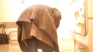 Peeping-Eyes Toilet voyeur jp 7 (1)