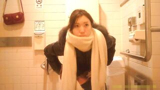 Peeping-Eyes Toilet voyeur jp 7 (2)