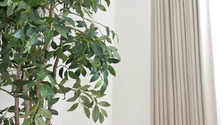 VENX-280 Aunt Akari Niimura squeezes out every last drop of semen from her nephew with her freshly removed panties Reducing Mosaic JAV