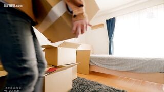 ROYD-195 The punishment for peeping is 10 shots of slutty sadistic semen! I became the ejaculation pet of the big-breasted gal next door. Sarina Momon... Reducing Mosaic JAV