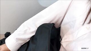 OLさんのシャツの隙間からバレないように胸にイタズラ, 【社内同僚OL胸チラパンチラ】2名Dカップ新人デザイナー＋クール系美女の事務員さん voyeur jp 1 (3)