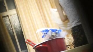 【素人】夜間徘徊で★全裸お姉さん発見!!ドアポストからの撮影に大成功 !！25分 voyeur jp 1