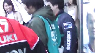 ローアングル鬼撮り！キャンギャル6 voyeur jp 2 (2)