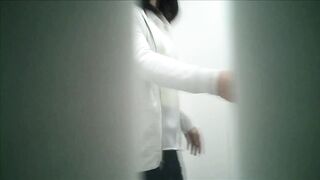 山の公衆トイレ・２カメ編⑳ voyeur jp 5