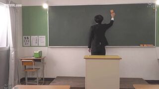 HUNTC-313 I'm in a period of guaranteed popularity! I was so popular during my two-week teaching internship that I secretly had sex with my students a... Reducing Mosaic JAV