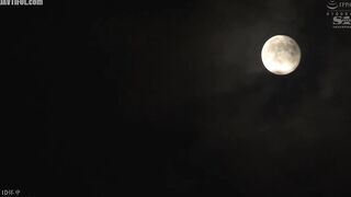 SSNI-719 Naked female college student at the laundromat Reducing Mosaic JAV