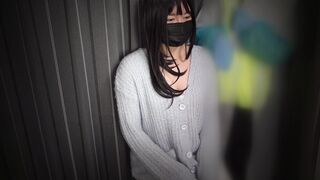 [ワクチン接種]肉々しいＧカップ巨乳さん[胸チラ] voyeur jp 1