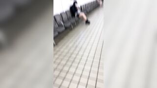 脚フェチ418 4名の脚を組むS級美人お姉さんの対面エロ過ぎる生足美脚, めちゃくちゃかわいいオフィスカジュアルOLさんパンスト脱ぎ voyeur jp 2 (4)