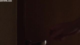 T28-335 A cute amateur girl with a short haircut looks like Perf○me's ○chi Miku gets creampied Censored