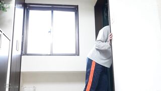 BOBB-408 I-cup huge breasts! Mom's big breasts are mine. The story of how Mom Reika lovingly fulfills my desires. Boin Takeda Reika Box 3 Reducing Mosaic JAV