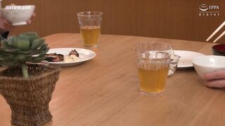 VENU-950 Mother and son have sex 2 seconds after father leaves the house Yuria Yoshine Reducing Mosaic JAV