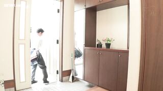 HSODA-103 My stepmother, a former delinquent and now a dark-skinned gal, has a weak pussy that climaxes quickly. Hana Kurosaki Censored