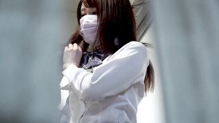 【民泊着替え】前作の超美巨乳学生の別アングル‼＋童顔美女2人、脱いだらめちゃくちゃエロい体を隠し持っていた voyeur jp 1