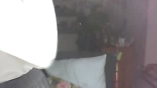 な女の子がお願いされてポーズとったらやっぱり見えちゃった jav 3 (6)