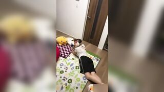 ピアノの発表会 娘のあえぎ声 スマホで盗撮 145cm白タイツ はじめてローターを使ったと思われる , おふざけ、悪ノリ、ハプニング…なエッチな流出 jav 2 04