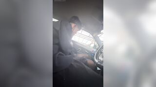 む 　車内で　１９歳バンギャとパパ活 jav jvip 1