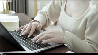 MIDV-073 My Sister's Sexual Monster Boyfriend Made Me Cum So Many Times I'm Embarrassed... Ibuki Aoi Reducing Mosaic JAV