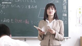 MIAA-586 I confessed to a bored married teacher as a punishment game and she surprisingly said yes! Our dicks are so compatible that I've been seduced... Reducing Mosaic JAV