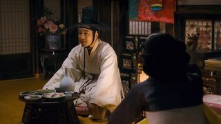 Cho Yeo-Jeong, Ryu Hyun-kyung Nude in The Servant (2010)