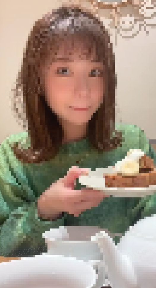 ミス青〇学院大学 入賞者 美乳女子大４年生