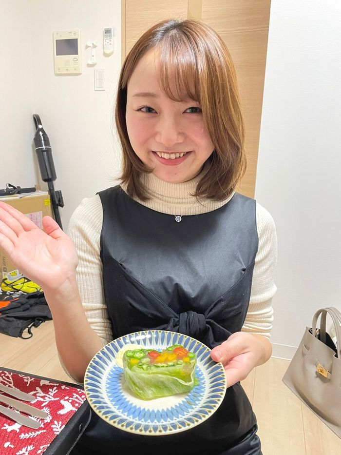 美人美巨乳若妻のHなハメ撮り【ZIP】