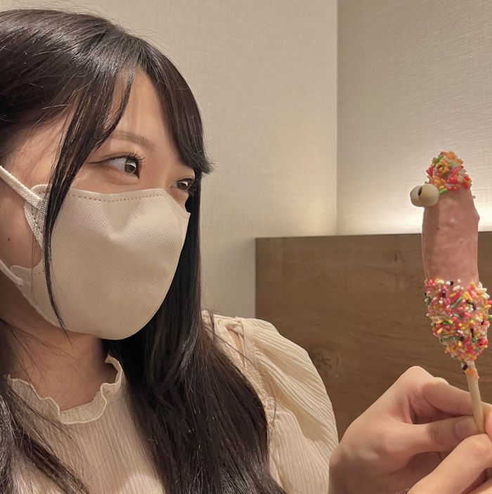CA姿の美女ちゃんとイチャイチャエッチ